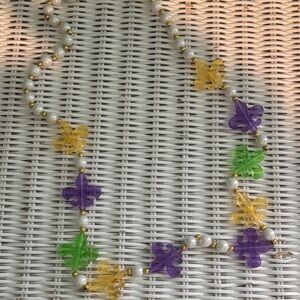 Traditional Fleur de Lis Mardi Gras Bead Holiday